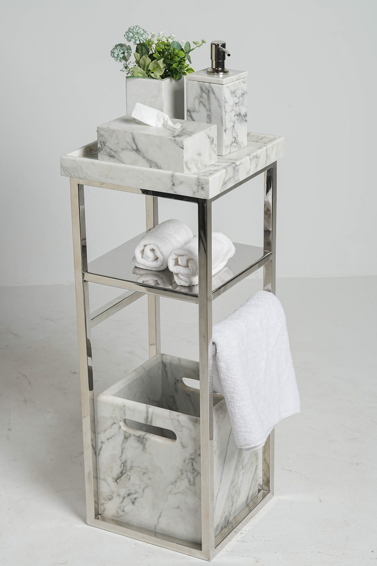 Grand Imperial marble Carrara Marble Bath Set
