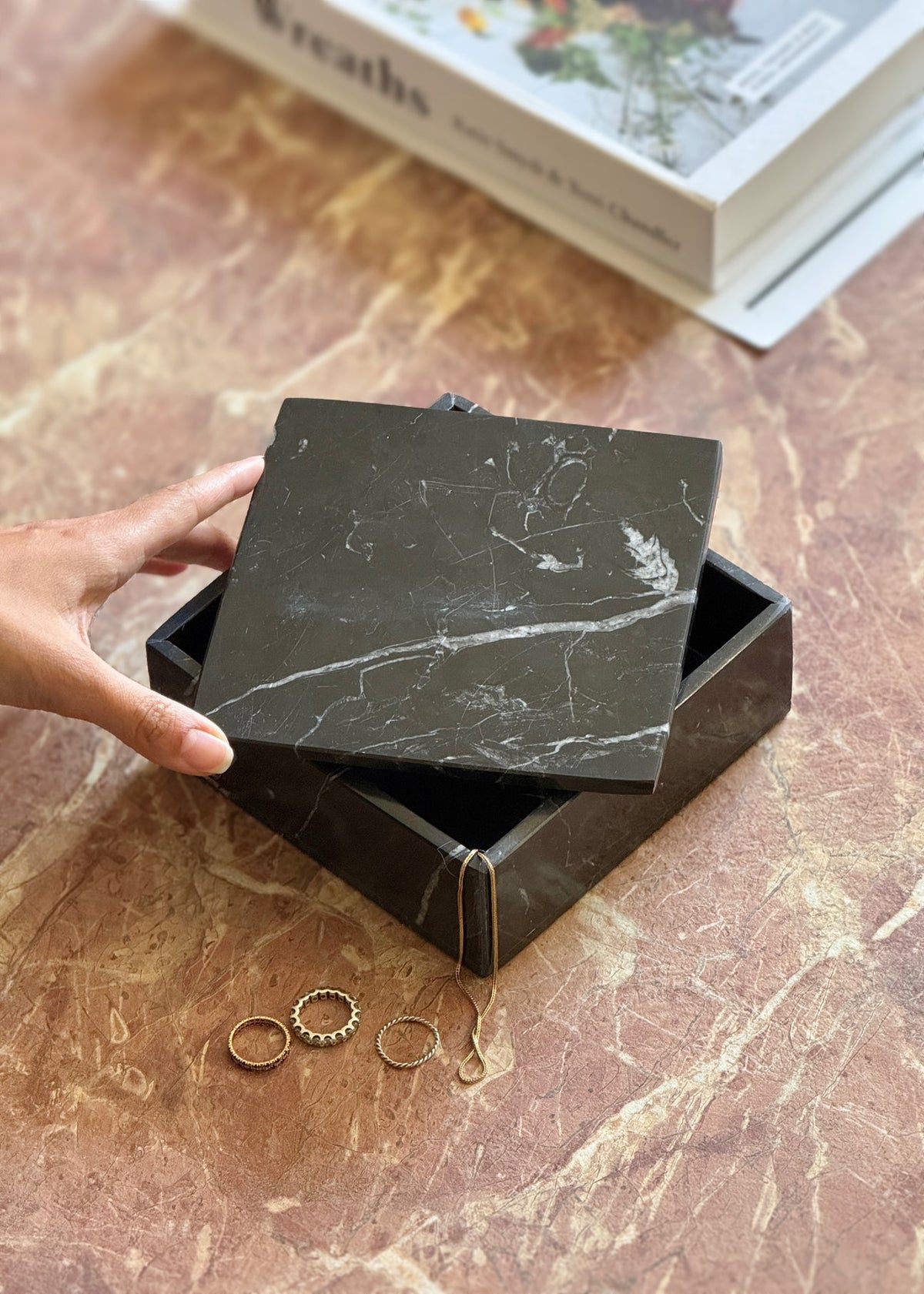 Eden black Marble Box