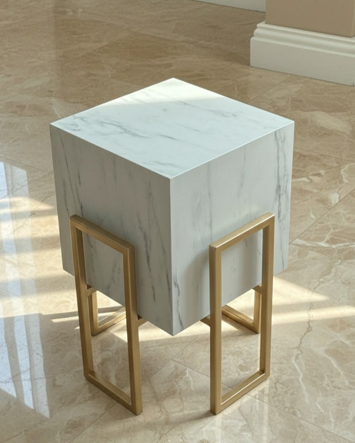 Gold Stand white plant pot (2 sizes Available) Alike Marble