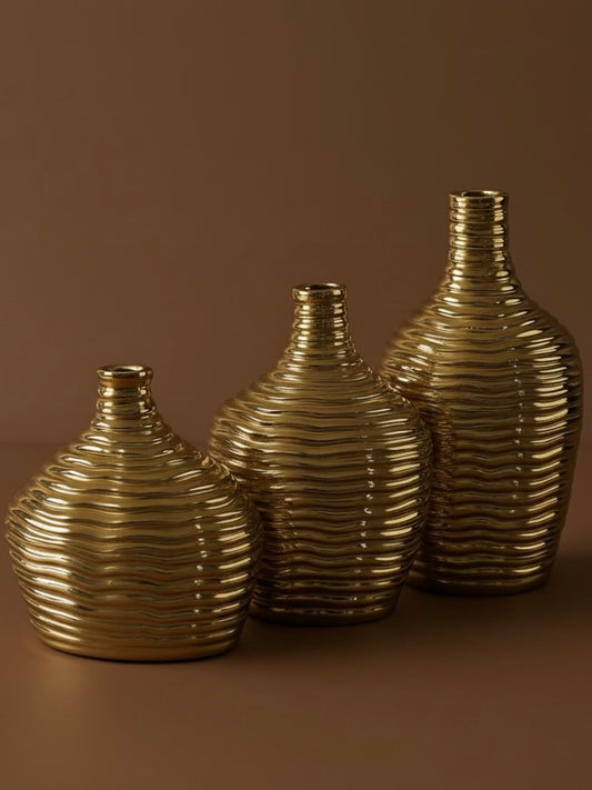 Golden vases set of 3