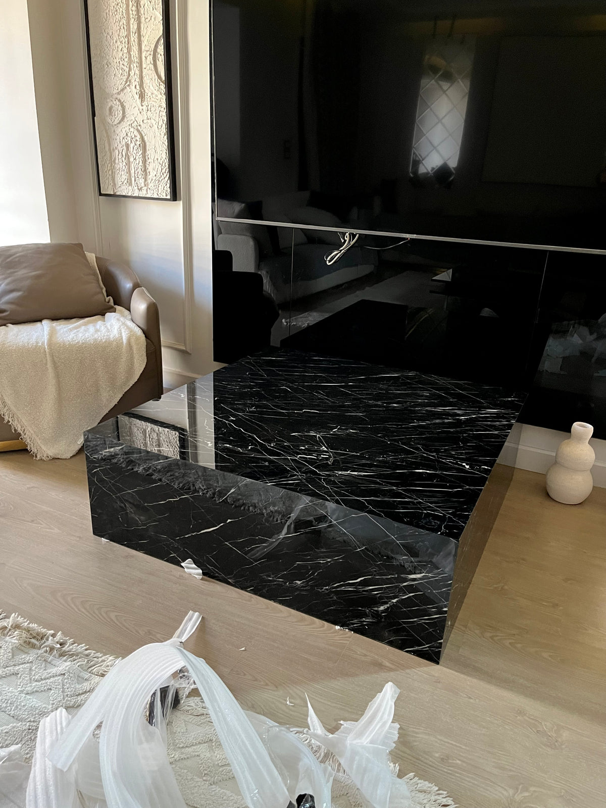 Black alike marble coffee table