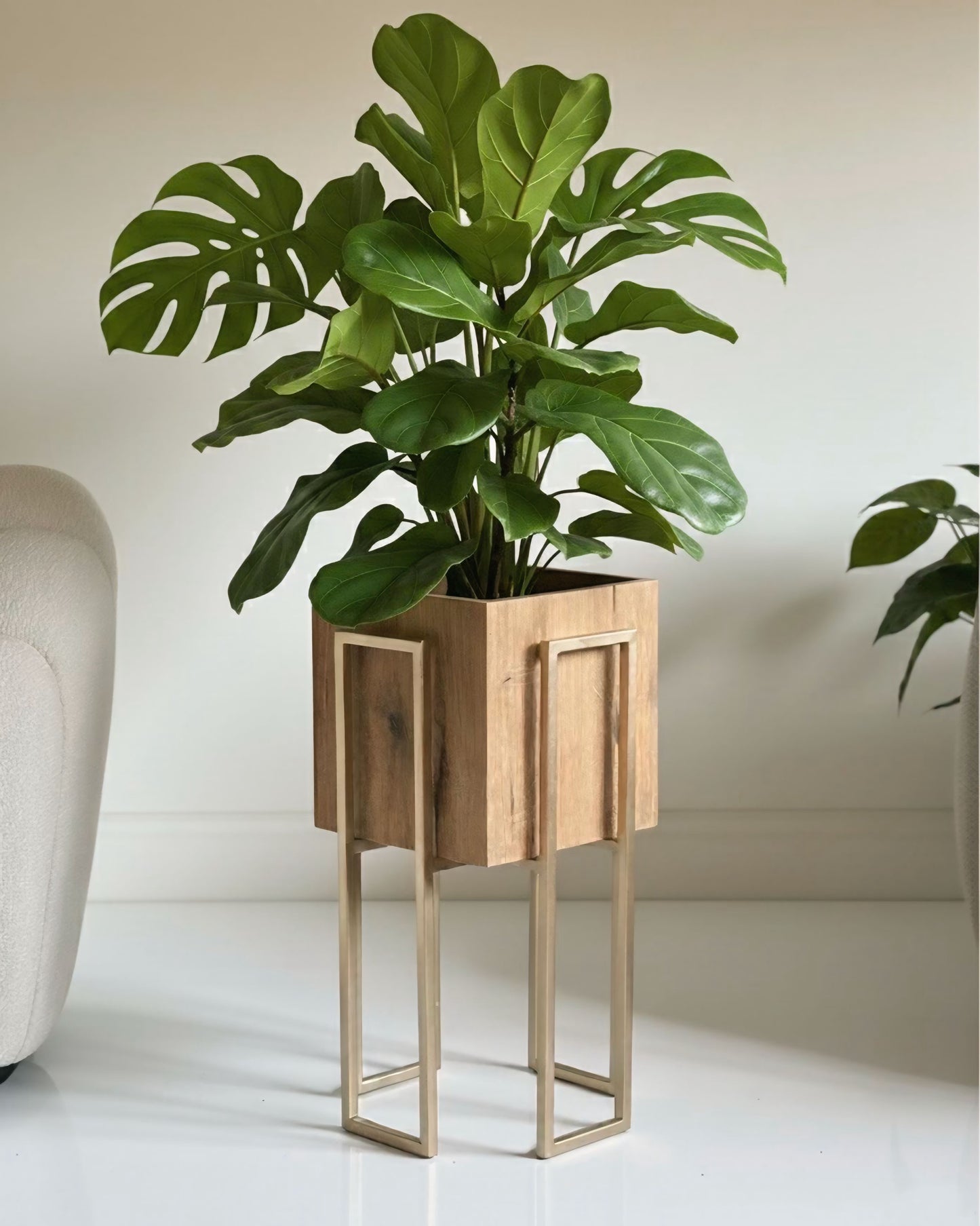 Gold Stand wooden plant pot (2 sizes Available)