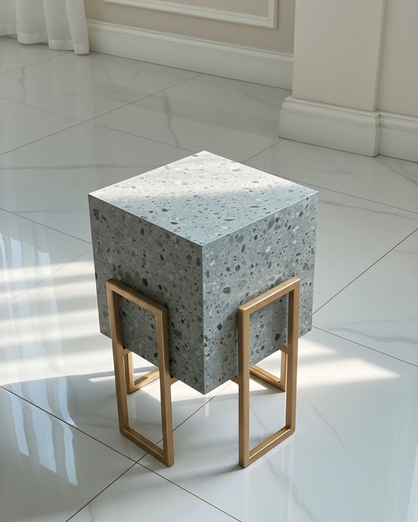 Gold Stand Grey stone plant pot (2 sizes Available) Alike Marble