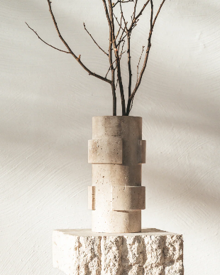 TRAVERTINE OBJECT 'VIDA'