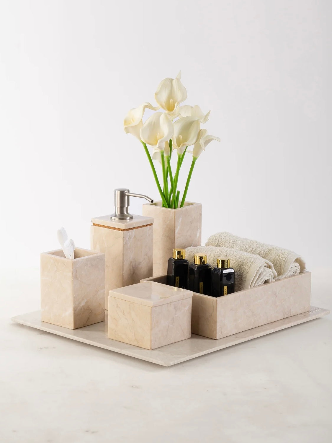 Beige marble set