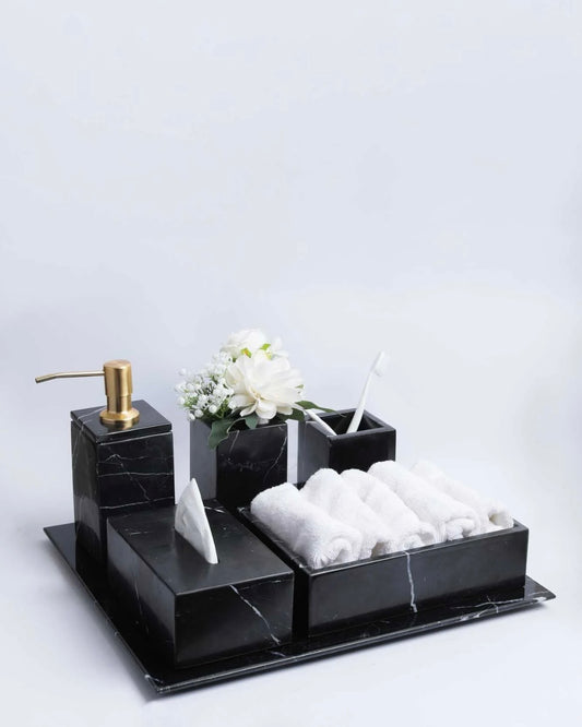 Majestic black Marquina
