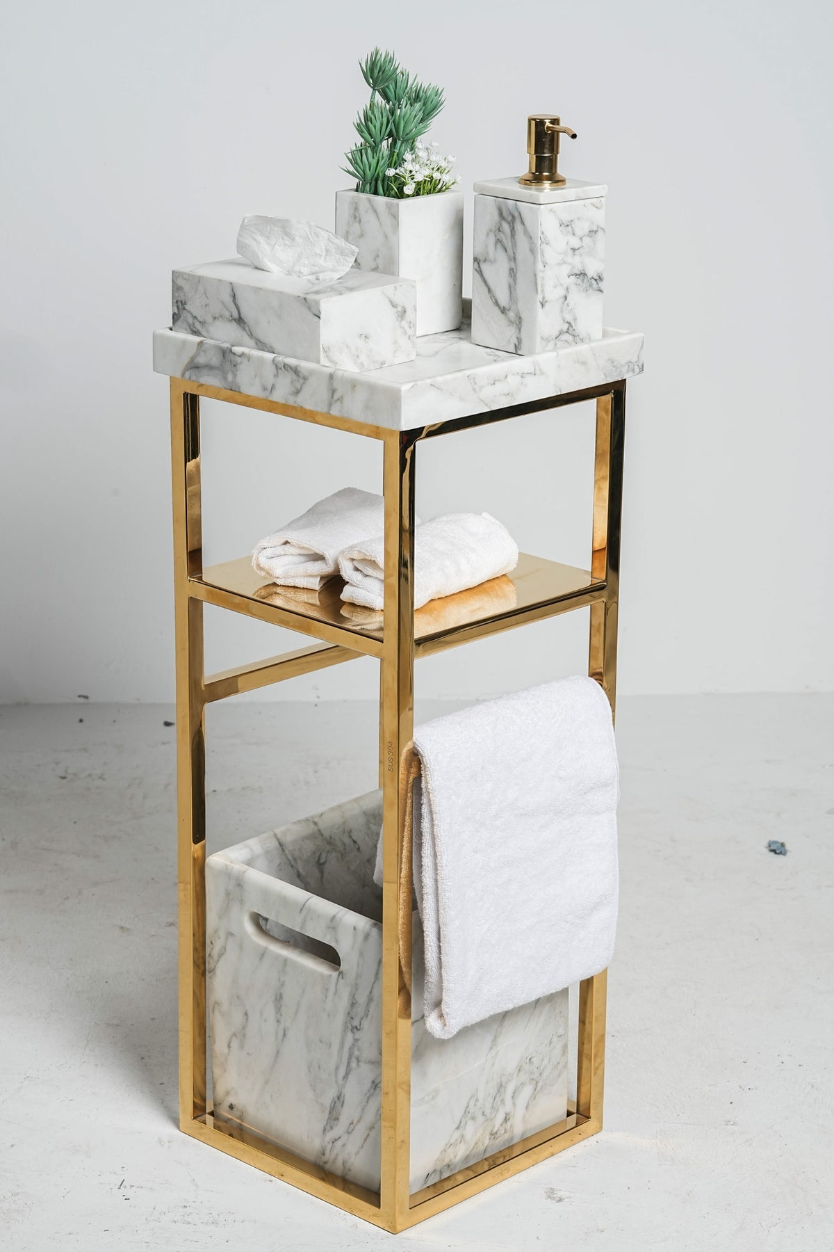 Grand Imperial marble Carrara Marble Bath Set
