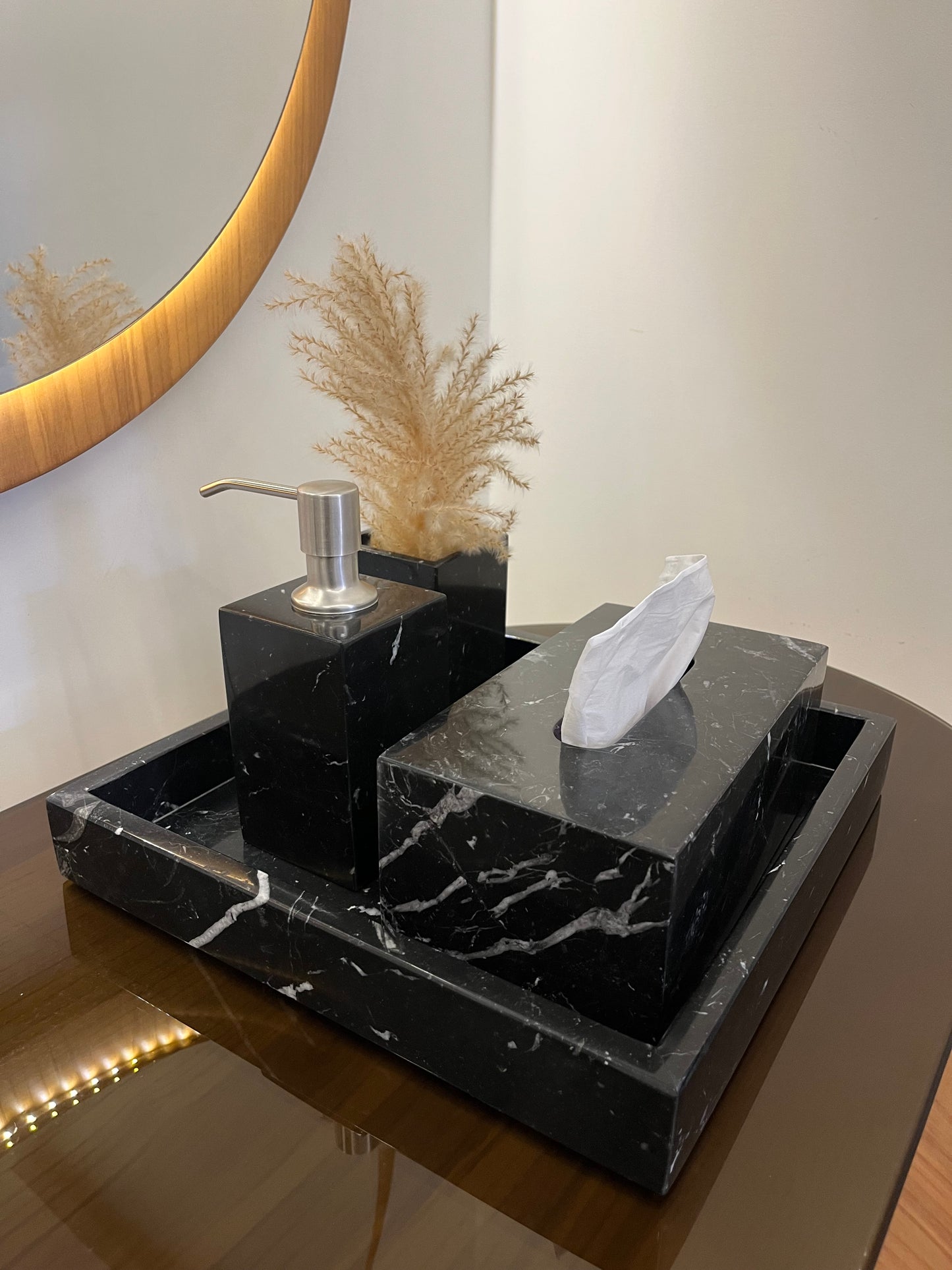 Black Spanish marble set