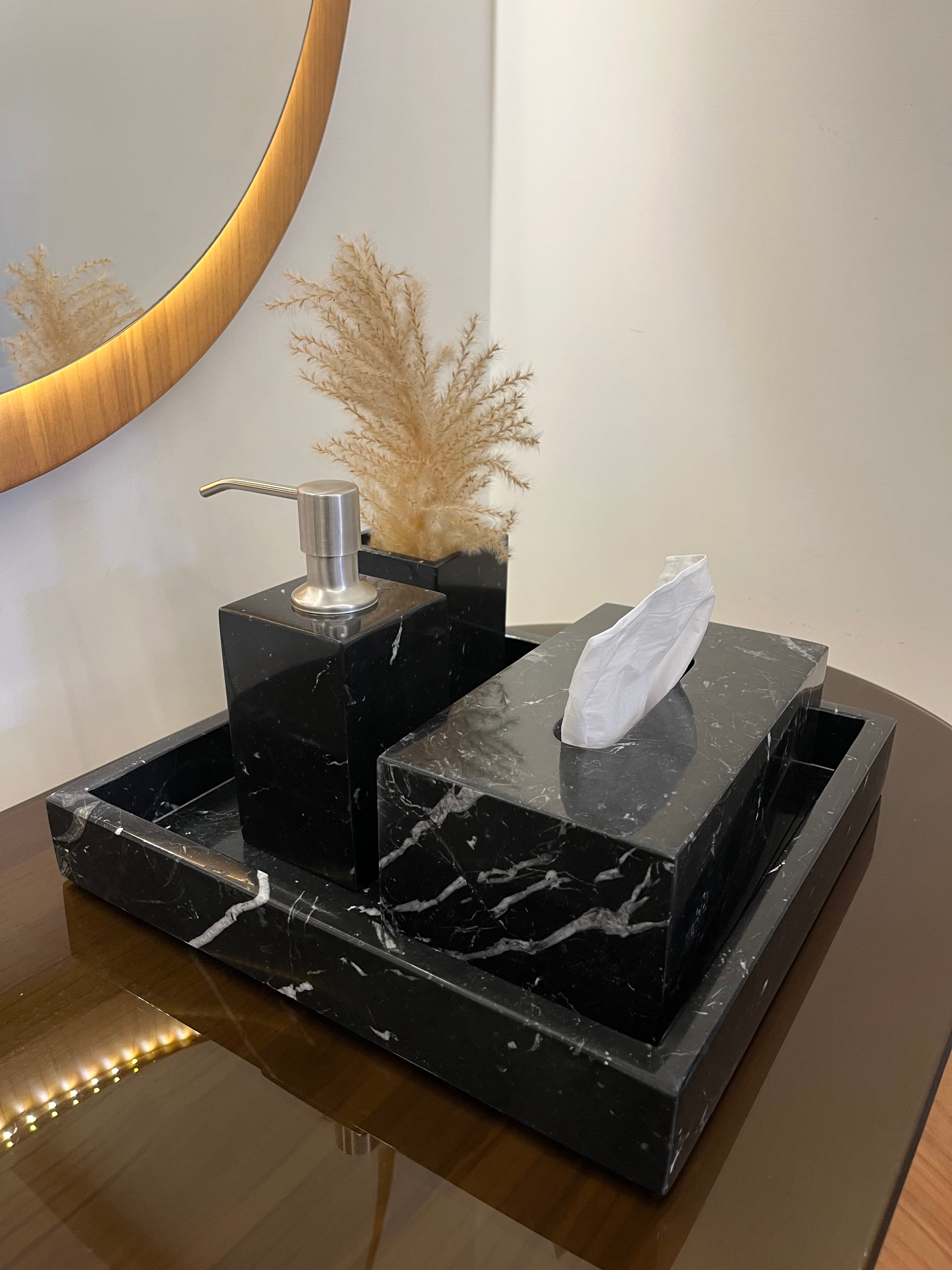 Black Spanish marble set