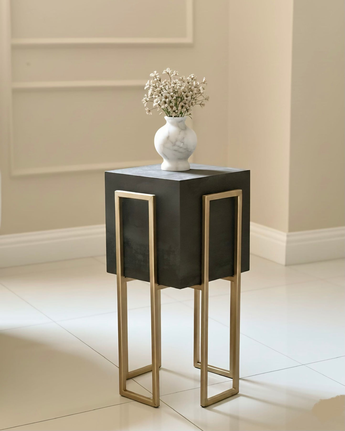 Gold Stand Charcoal plant pot (2 sizes Available) Alike Marble