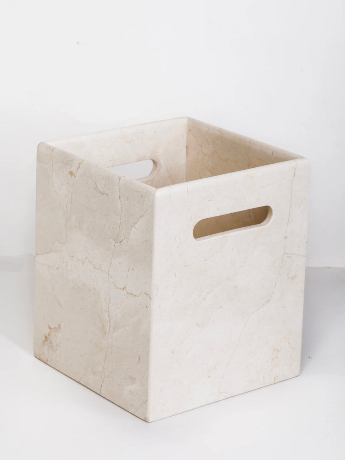 Laundry Marble towels basket