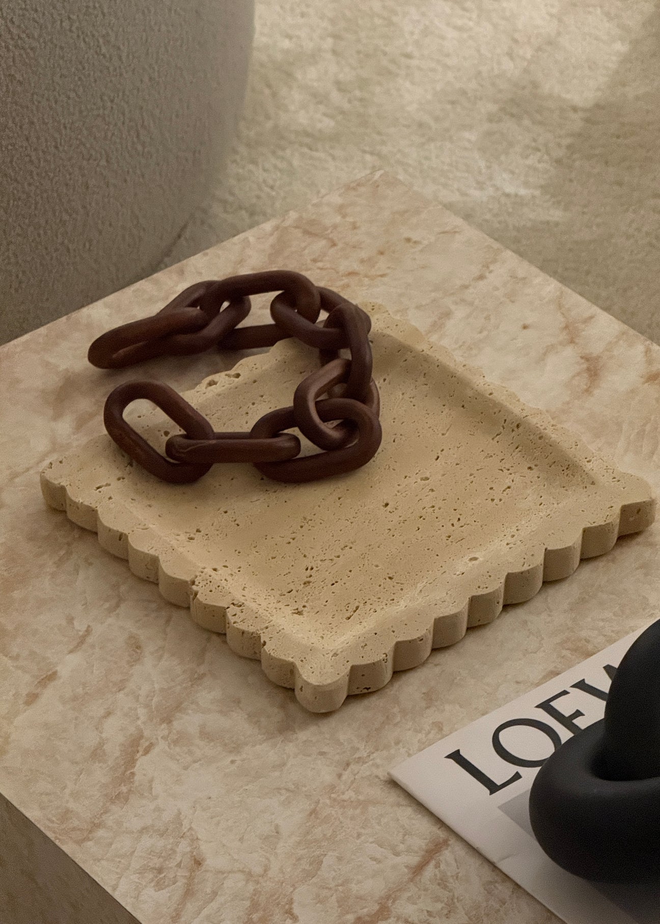 Petra travertine tray