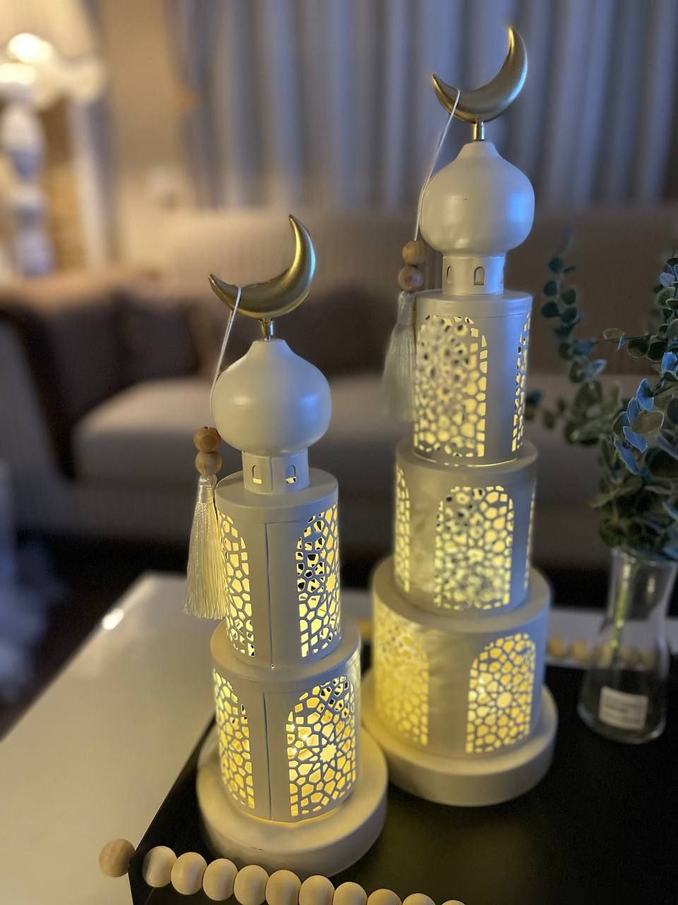 Modern Islamic Lantern – Elegant Metal Decor for a Radiant Ramadan 🌙✨