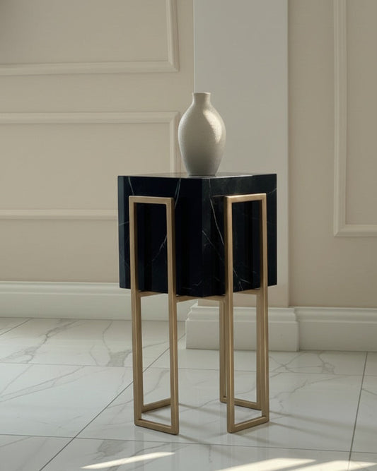 Gold Stand black glossy plant pot (2 sizes Available) Alike Marble