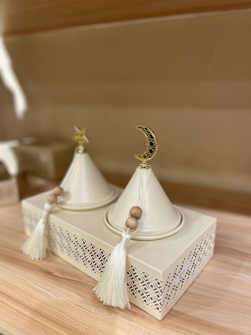 Royal Ramadan Date & Nut Server – Premium Metal Craftsmanship 🌙✨