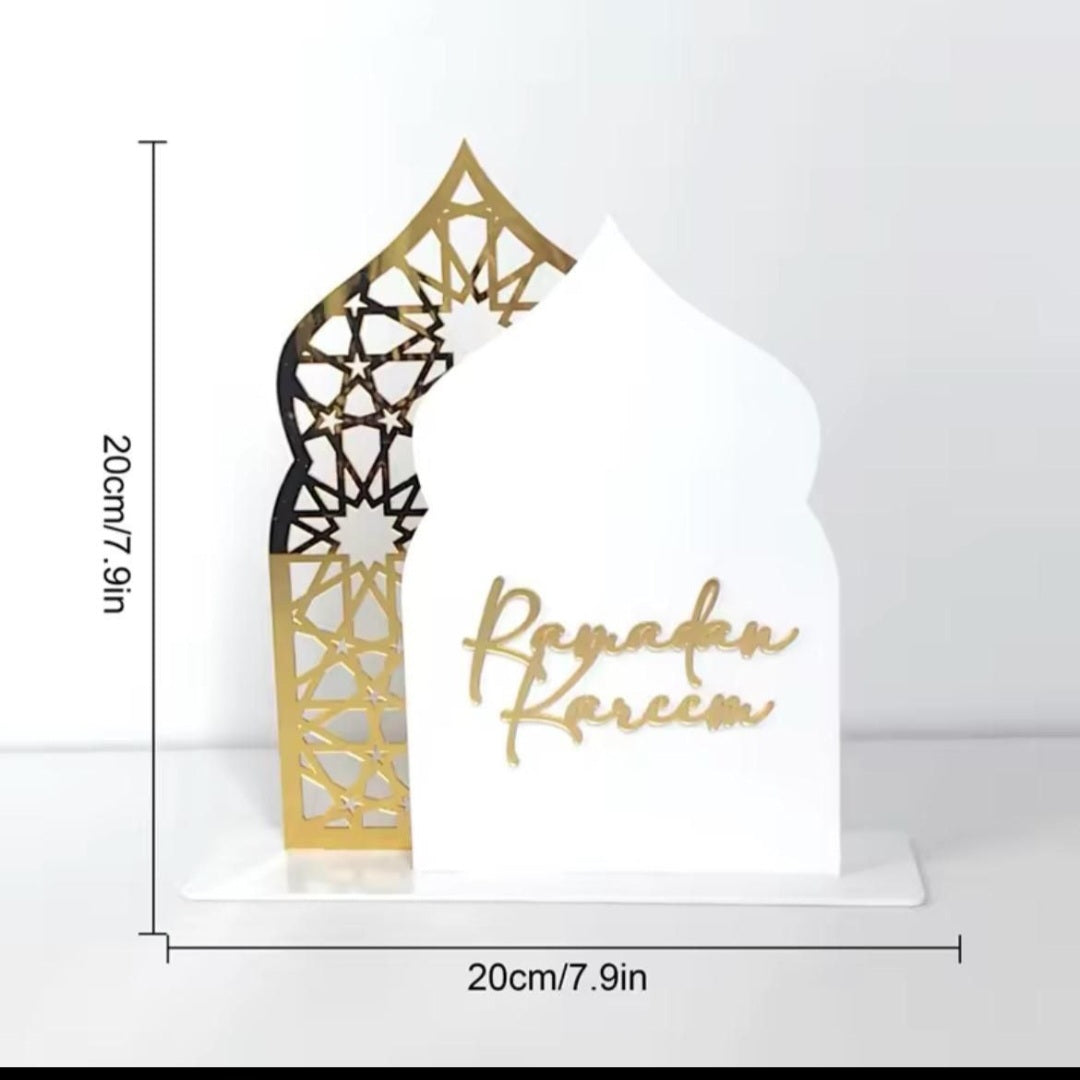 Stand Ramadan Kareem