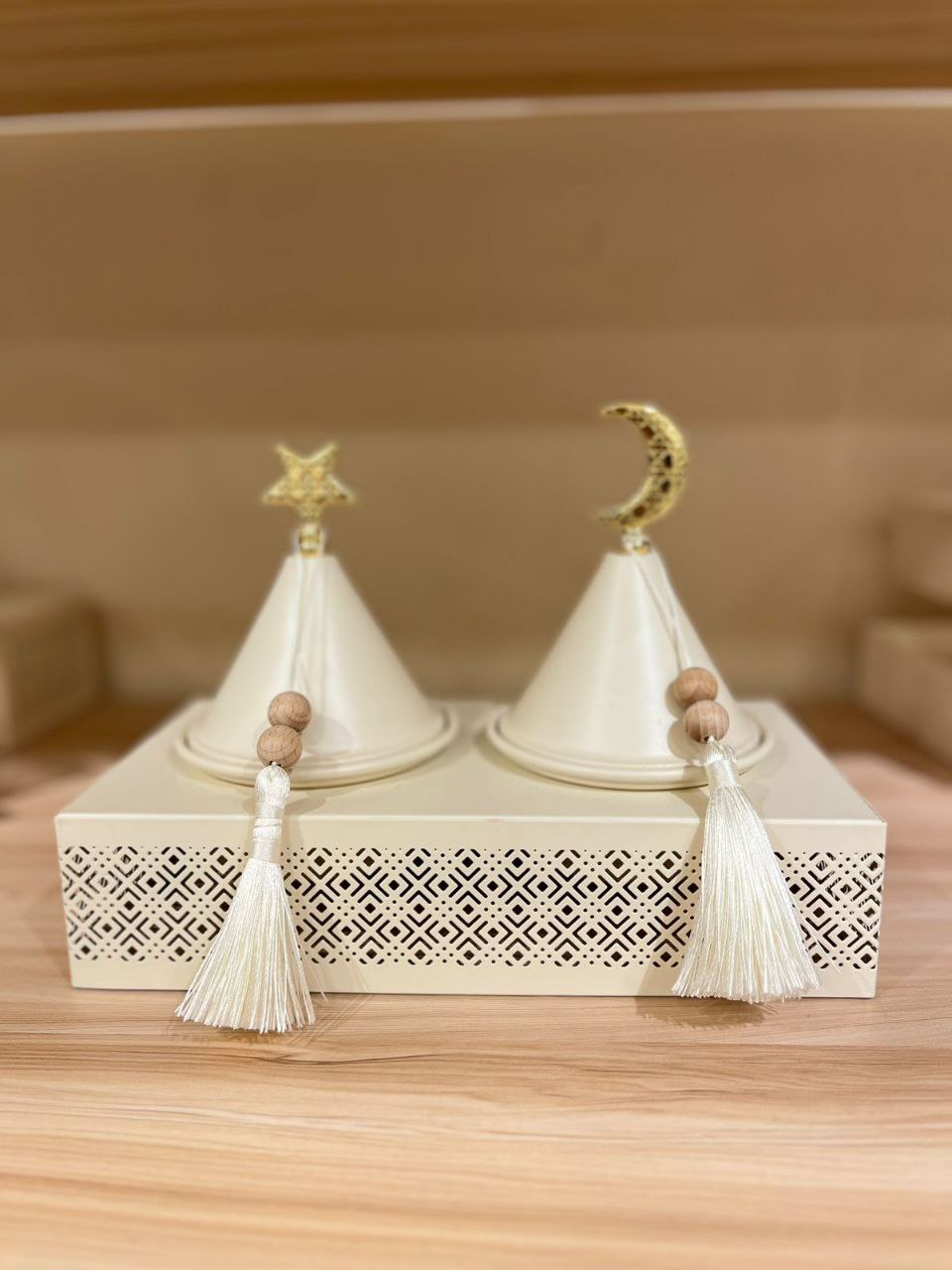 Royal Ramadan Date & Nut Server – Premium Metal Craftsmanship 🌙✨
