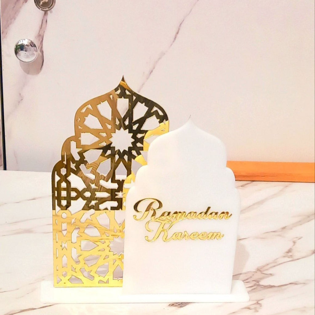 Stand Ramadan Kareem
