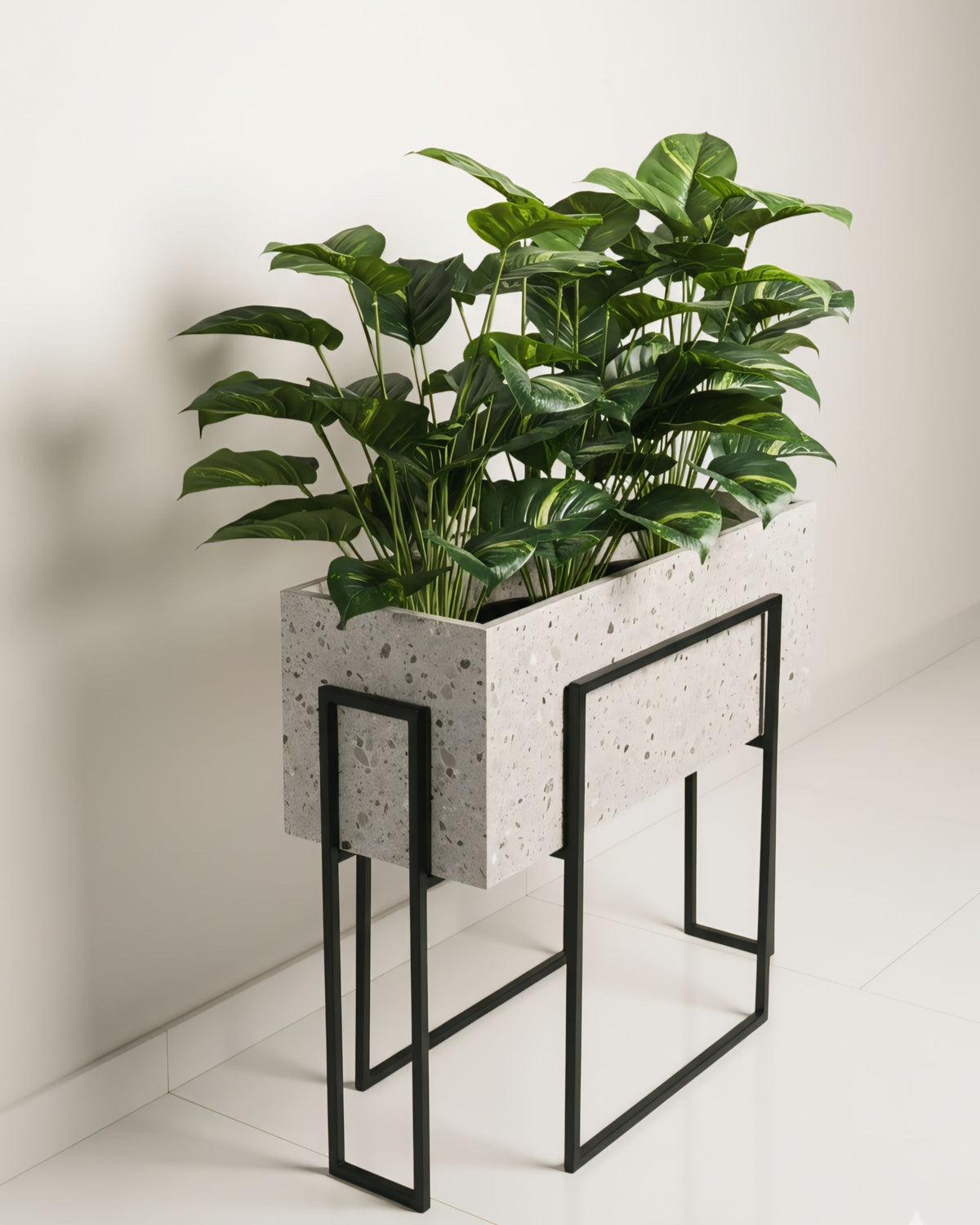 Grey stone 80cm pot or table Alike Marble