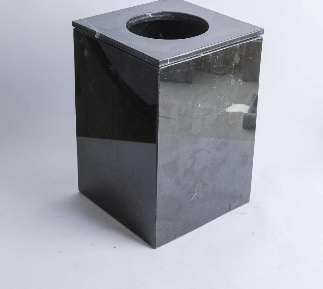 Marble basket with cover